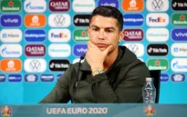 Truyền thông xã hội lên ngôi: C.Ronaldo làm những gì mình thích, Coca-Cola phải chấp nhận những gì anh làm