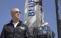 Tỷ phú Jeff Bezos sẽ bay vào vũ trụ trong tháng tới