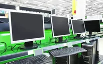 Nhu cầu máy tính cá nhân vẫn chưa "hạ nhiệt"