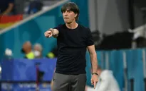 Cựu huyền thoại bóng đá Đức chỉ trích HLV Joachim Loew