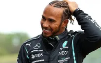 Lewis Hamilton đồng ý gia hạn hợp đồng với Mercedes