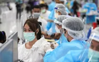 Trung Quốc nâng cảnh báo dịch, đóng cửa du lịch nhiều khu vực