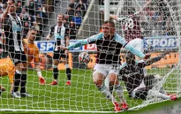 Vòng 1 Ngoại hạng Anh | Newcastle 2-4 West Ham: Đôi công mãn nhãn!