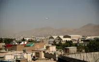 Mỹ tạm dừng các chuyến bay sơ tán từ sân bay Kabul, Afghanistan