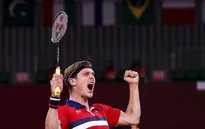 Thắng Chen Long, Viktor Axelsen lần đầu giành huy chương vàng Olympic