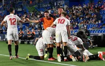 Thắng tối thiểu Getafe, Sevilla vươn lên dẫn đầu La Liga