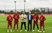 FIFA trao giải thưởng cho HLV Klopp và 4 cầu thủ Liverpool