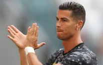 Ronaldo chào tạm biệt đồng đội tại Juventus