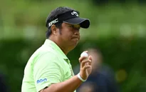 Kiradech Aphibarnrat dẫn đầu sau vòng 2 BMW PGA Championship 2021