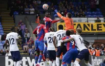 Tottenham nhận thất bại đầu tiên ở Ngoại hạng Anh