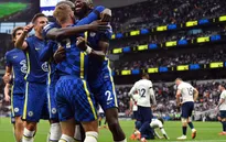Thắng đậm Tottenham 3 bàn, Chelsea vươn lên dẫn đầu Ngoại hạng Anh cùng Liverpool