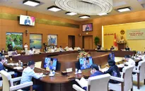 Nguy cơ mất điểm sao, chuyên gia đề xuất 3 giai đoạn phục hồi kinh tế Việt Nam