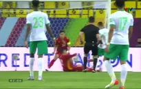 Trọng tài có sai lầm khi phạt penalty ĐT Việt Nam và thẻ đỏ cho Duy Mạnh?