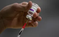 Vaccine AstraZeneca ngăn ngừa biến chứng COVID-19 nặng