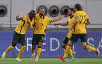 ĐT Australia tới Hà Nội, chuẩn bị cho màn so tài với ĐT Việt Nam