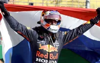 Max Verstappen vô địch GP Hà Lan