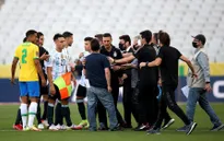 FIFA vào cuộc điều tra sự cố ở trận ĐT Brazil - ĐT Argentina