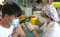 Trung Quốc làm thế nào để xét nghiệm thần tốc, an toàn mà vẫn khoa học?