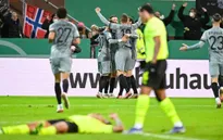 Dortmund trở thành cựu vương Cúp Quốc gia Đức vì đội bóng hạng dưới