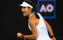 Australia mở rộng 2022: Emma Raducanu thắng kịch tính Sloane Stephens
