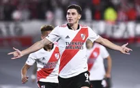 Man City đánh bại Man Utd để giành tài năng trẻ Argentina