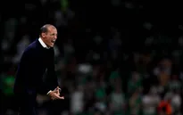 Những lý do khiến Juventus chưa thể chia tay HLV Max Allegri