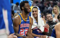 Golden State Warriors gia hạn hợp đồng với 2 trụ cột