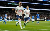 Harry Kane tỏa sáng, Tottenham phả hơi nóng lên Arsenal