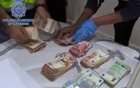 Triệt phá băng nhóm buôn bán ma túy và rửa tiền