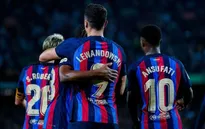 Lewandowski lập cú đúp, Barcelona thắng nhàn Villarreal