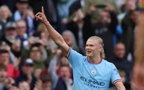Man City tìm lại niềm vui chiến thắng, áp sát ngôi đầu Ngoại hạng Anh
