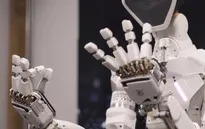 Robot có khả năng cầm nắm thông minh