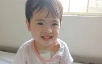 Thiên thần 2 tuổi phẫu thuật tim thành công