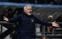Mourinho nổi điên đòi đuổi "kẻ phản bội" của AS Roma