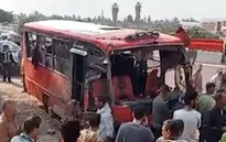 Xe bus lao xuống kênh ở Ai Cập khiến 21 người thiệt mạng