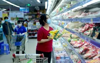 Nhiều siêu thị tăng lượng hàng hóa, khuyến mại dịp cuối năm
