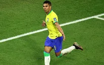 Fan Brazil ngất ngây vì siêu phẩm của Casemiro