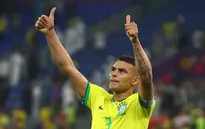 "Thiago Silva đang làm cái quái gì ở tuổi 38 vậy?"