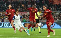 Vòng 13 Serie A: Lazio đánh bại Roma trong trận derby thành Rome