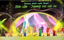 BST Hương Sắc Ngàn Hoa: Vẽ mộng mơ của những mùa hoa Đà Lạt lên áo dài