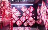 Trung Quốc hối hả sản xuất đồ trang trí Tết Nguyên đán