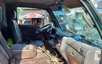 Chém và đập phá xe do mâu thuẫn giao thông