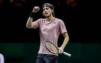Bán kết Rotterdam mở rộng | Tsitsipas thắng ấn tượng, ĐKVĐ Andrey Rublev bị loại