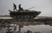 Anh kết thúc huấn luyện quân sự ở Ukraine