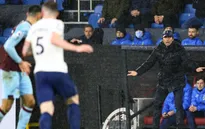 Thua thất vọng trước Burnley, HLV Conte để ngỏ khả năng chia tay Tottenham