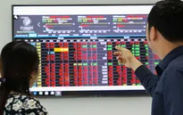 Tiếp tục lao dốc, VN-Index “đánh rơi” hơn 17 điểm