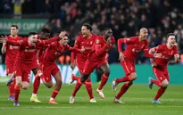 Thắng nghẹt thở, Liverpool vô địch Cúp Liên đoàn Anh