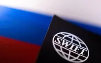 Nga bị loại ra khỏi SWIFT, Việt Nam có bị ảnh hưởng?