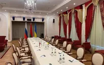 Nga và Ukraine bắt đầu đàm phán tại Belarus