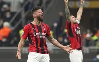 AC Milan ngược dòng thành công trước Inter Milan
